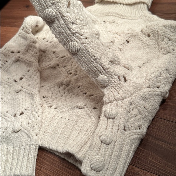 Zara oversized Turtleneck Pom Pom Cable Knit Sweater - Picture 4 of 10
